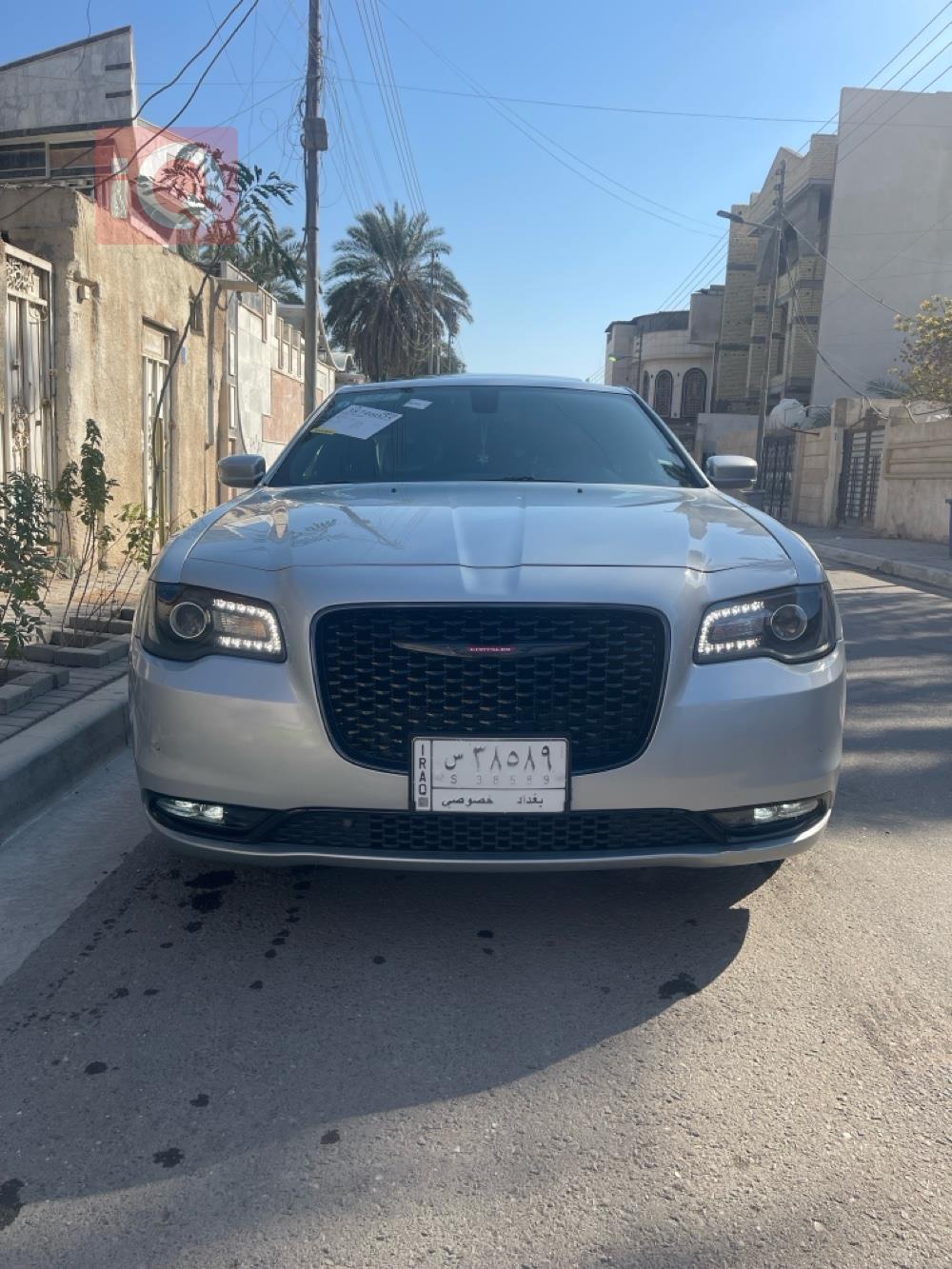 کرایسلەر 300